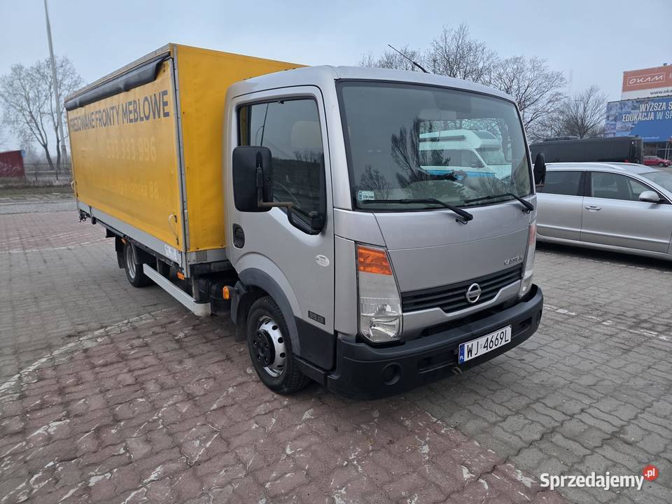Nissan Cabstar 25 D 2010 r
