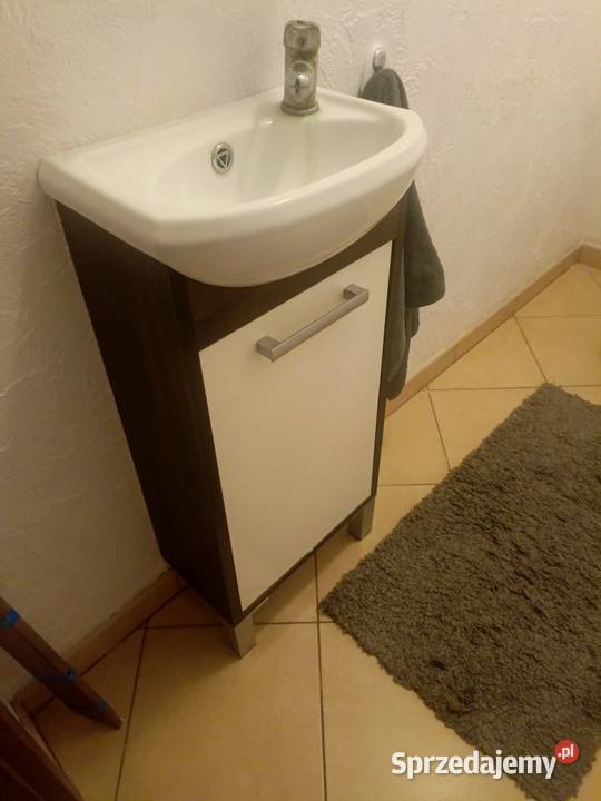 Szafka z umywalką Koło