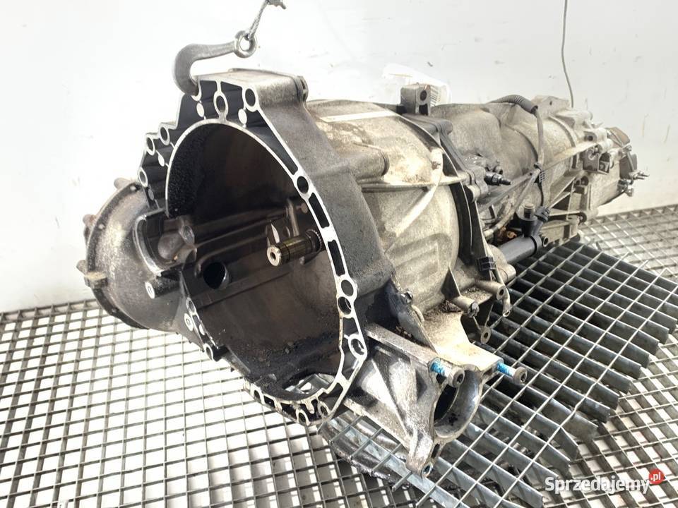 SKRZYNIA BIEGÓW AUDI A4 B8 0B4300040Q 30 240