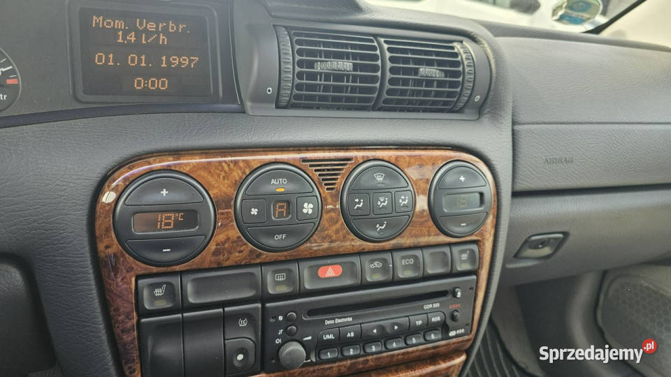 Opel Omega 25 v6 automat napęd tył welury B relingi dachowe śląskie Chełm Śląski