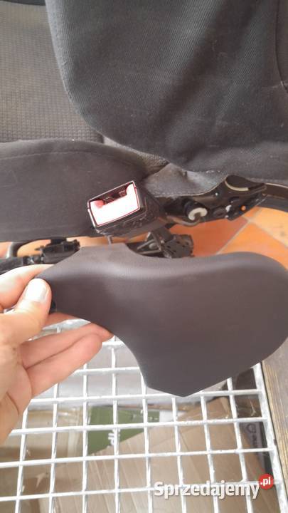 Obudowa pokrywa oparcia prawego fotela Audi A3 osobowe Lublin sprzedam