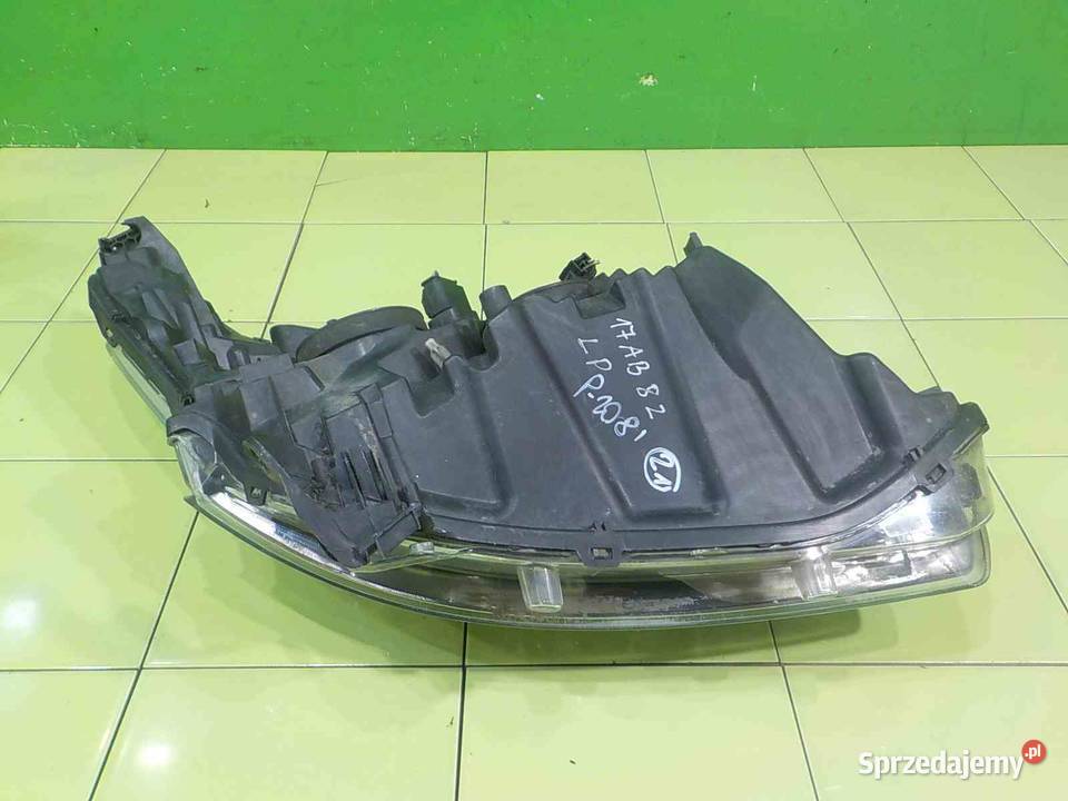 PEUGEOT 208 I 13r lampa lewa przod 9802221580 Suków sprzedam