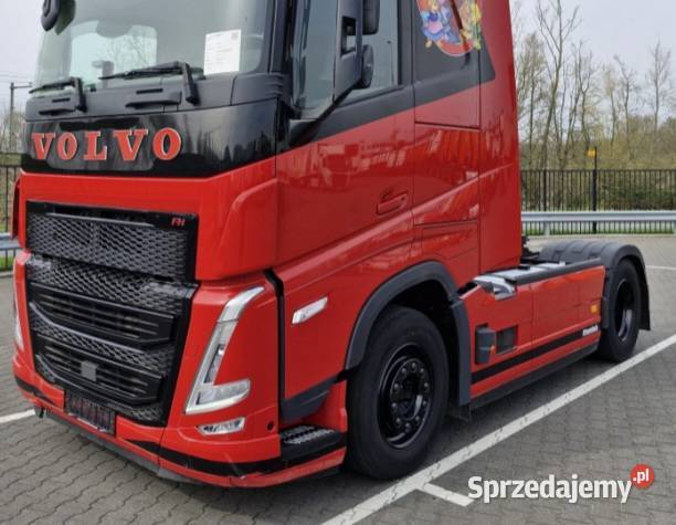 Ciagnik Volvo Fh nowy model tez leasing ciagnika 92kg