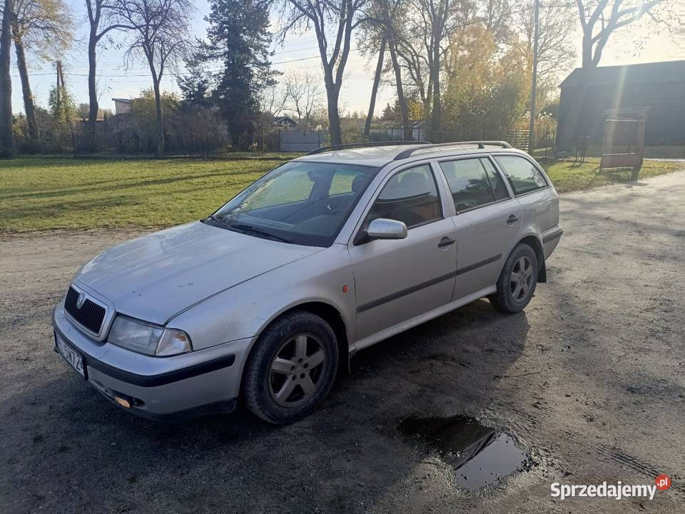 Skoda Octavia I 2000 kombi20 115Aktualne oplaty Zgierz