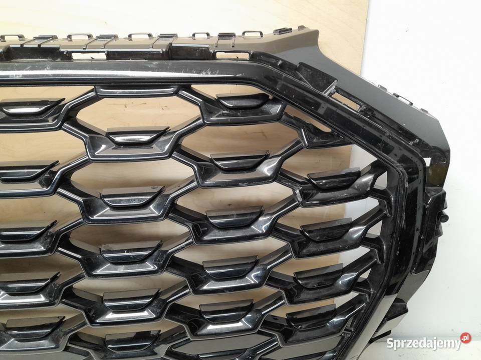 AUDI Q5 LIFT 80A 80F SLINE GRILL ATRAPA