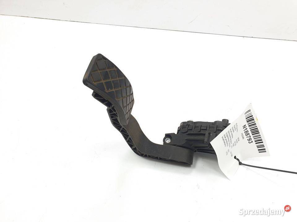 PEDAŁ AUDI A8 D3 4E1723523H Lipno