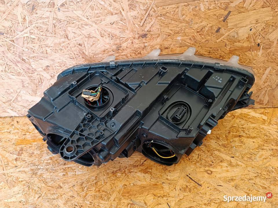 REFLEKTOR LAMPA PRAWA PRZÓD EU 5E1941016B SKODA osobowe Nowy Tomyśl sprzedam