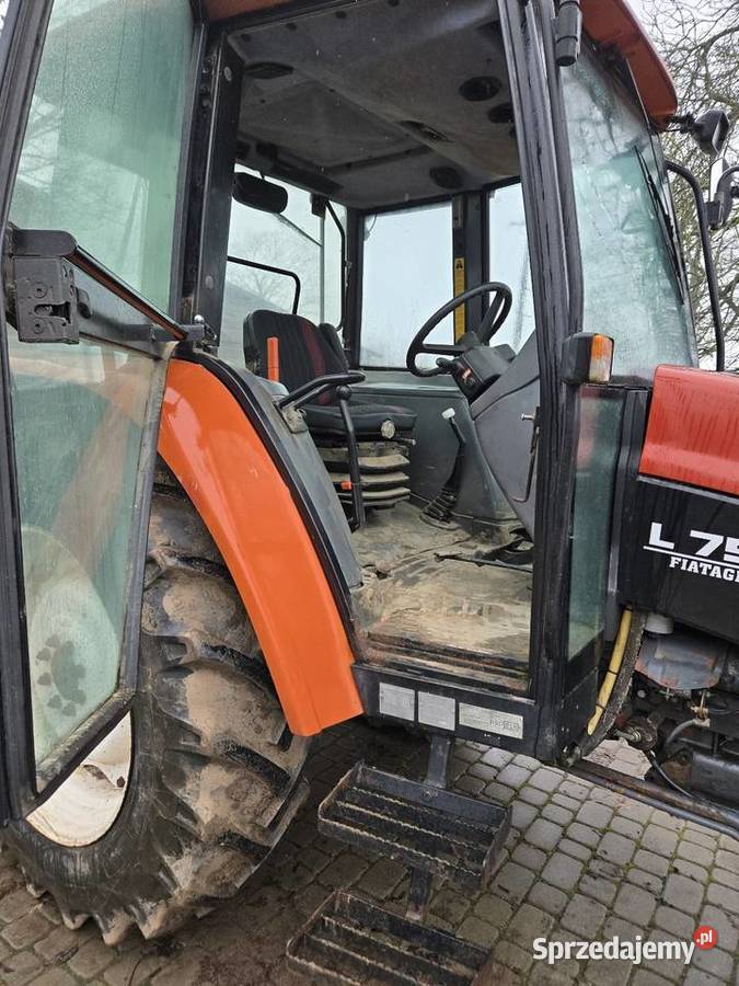 Holland L75 2WD Szołtany