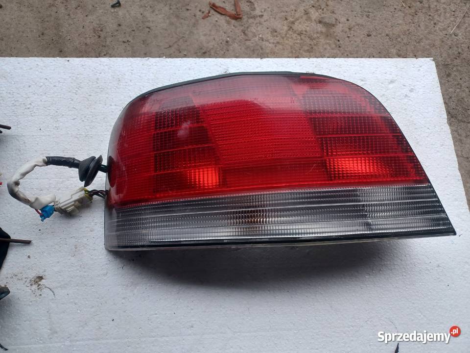 Lampa Tylnia Lewa Mitsubishi Galant VIII Sedan lubelskie sprzedam