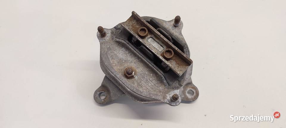 AUDI A4 B8 A5 A6 ŁAPA SKRZYNI BIEGÓW 8K03999115R