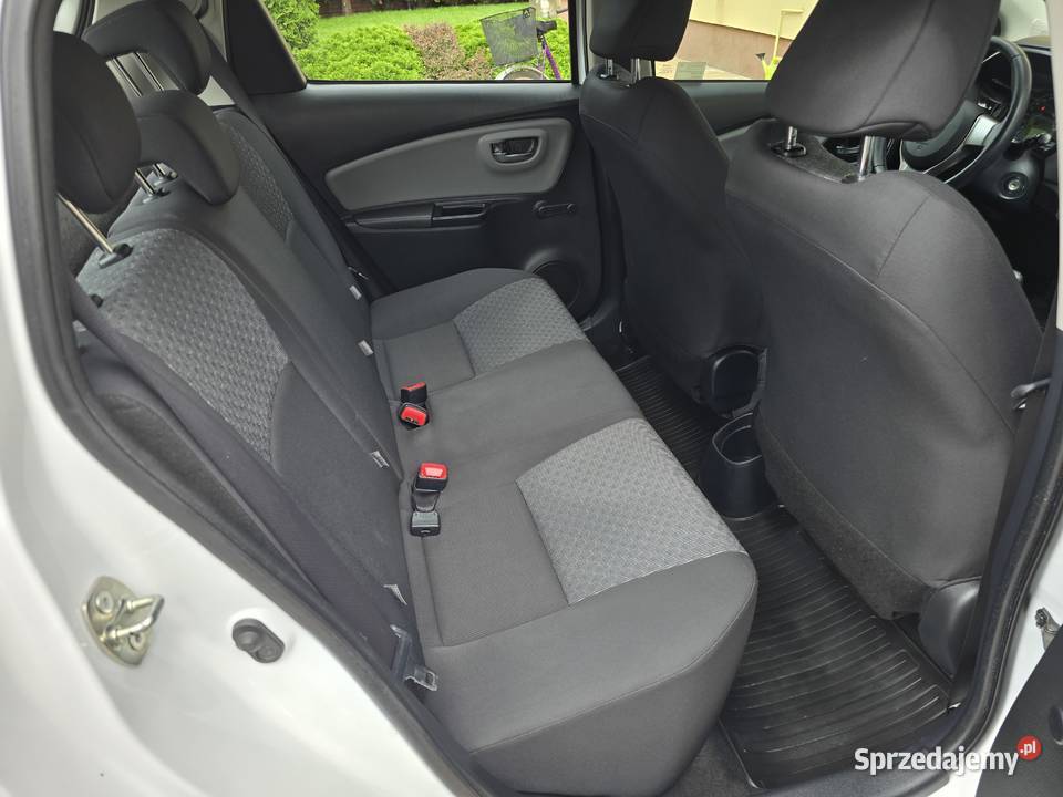 Toyota Yaris 10 VVTi salon Polska bezwypadkowy 127000km Yaris mazowieckie Karczew