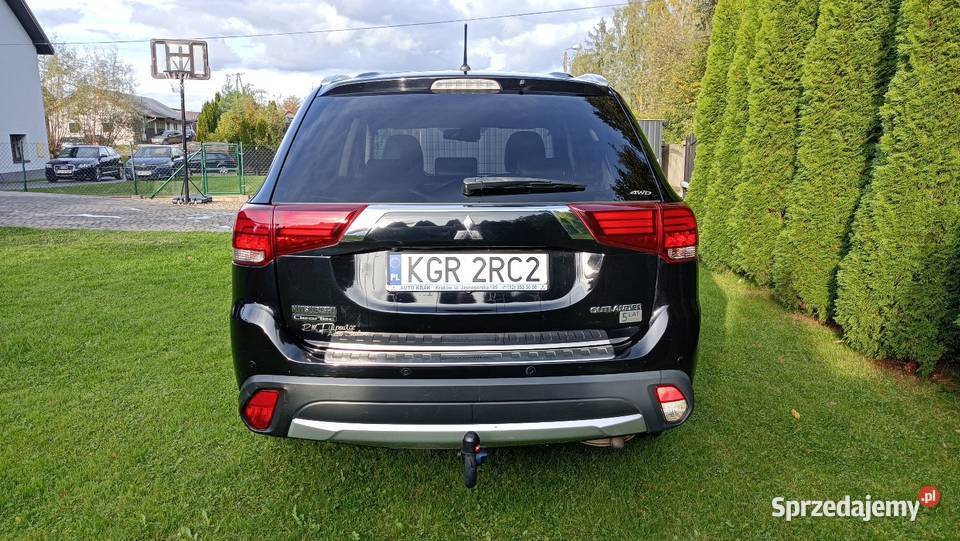 Mitsubishi Outlander 2016r 20 Benz 4x4 7osobowy immobilizer Outlander Mitsubishi Zgłobice