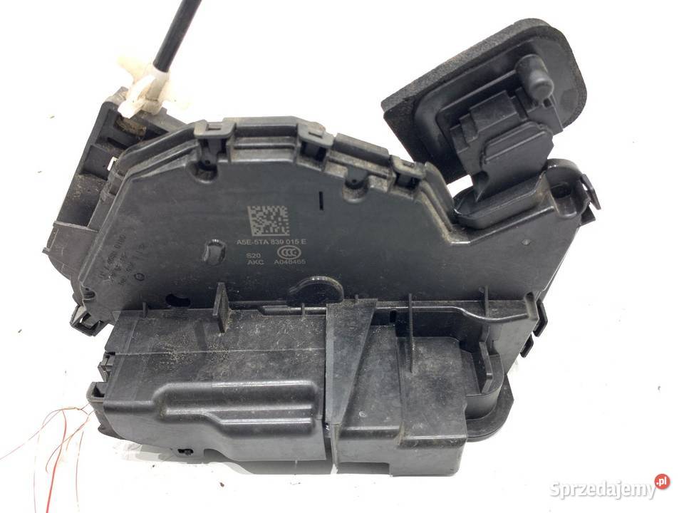 ZAMEK DRZWI LEWY TYŁ SKODA FABIA III Hatchback osobowe sprzedam