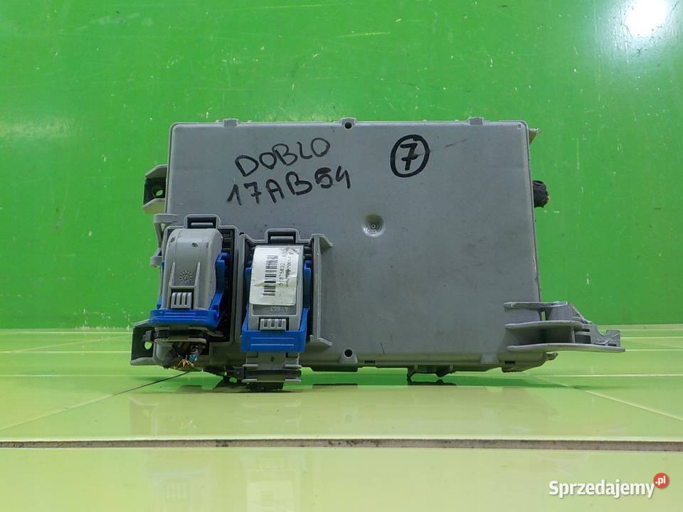 FIAT DOBLO II 13 MJET 12r skrzynka bezpiecznikow osobowe Suków sprzedam