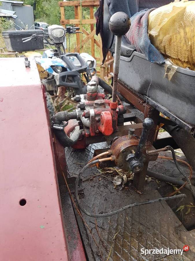 Sprzedam ciągnik es15 esiok papaj Hadle Kańczuckie sprzedam