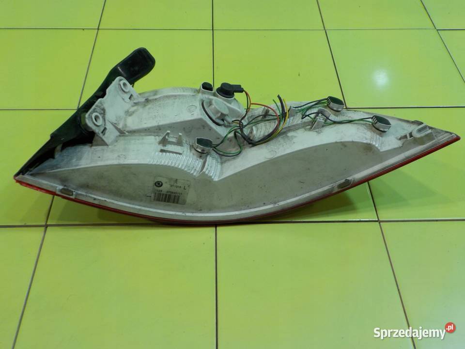 SKODA SUPERB II 20 TDI AUT 13r HB 5D lampa lewa Części samochodowe Suków