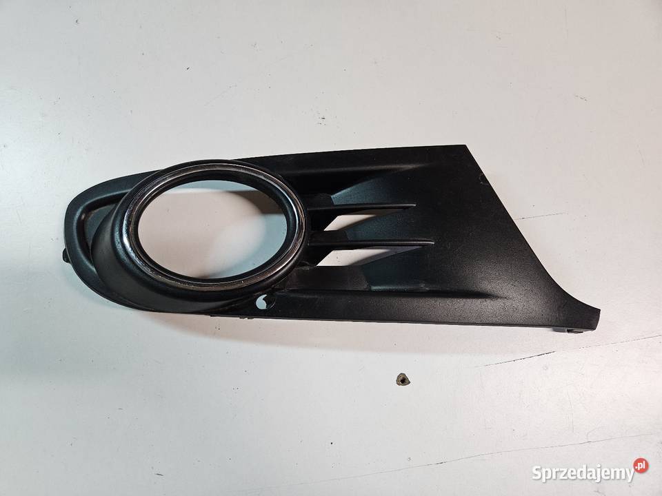 VW GOLF 6 VI KOMBI 1K9 KRATKA PRAWA ZDERZAKA