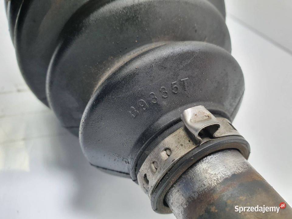 PÓŁOŚ LEWA PRZÓD VOLKSWAGEN TRANSPORTER T5 Pozostałe Lipno