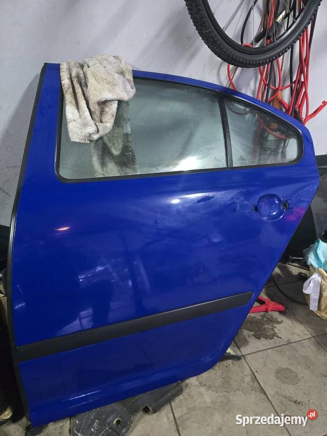 Drzwi Skoda Octavia 2 FL lewy i prawy tył mazowieckie Wolanów