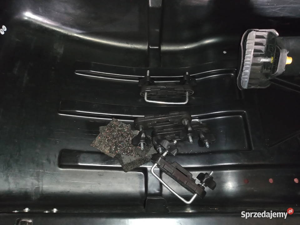 Box dachowy Hakr relax 310 kolor szary 1