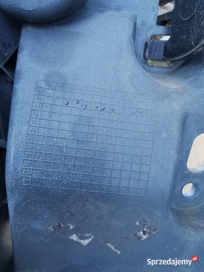 Osłona obudowa lampy tył lewa trafić III vivaro Sieraków