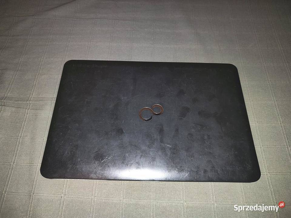 Biznesowy laptop FUJITSU LifeBook AH531 z Warszawa sprzedam
