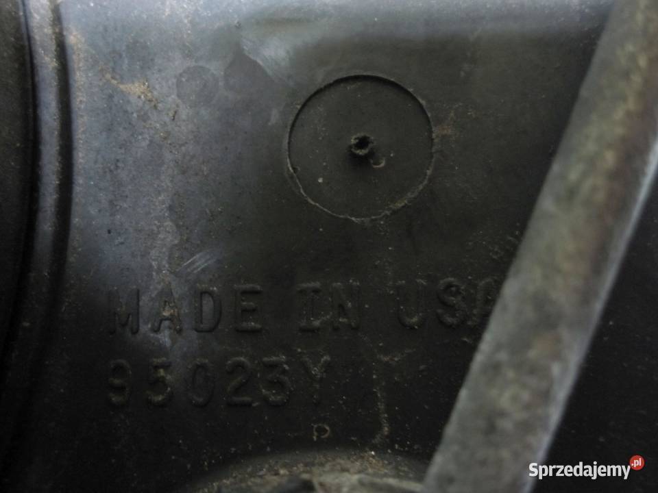 JEEP CHEROKEE KJ III 28 CRD 04r 95023Y Lampa osobowe sprzedam