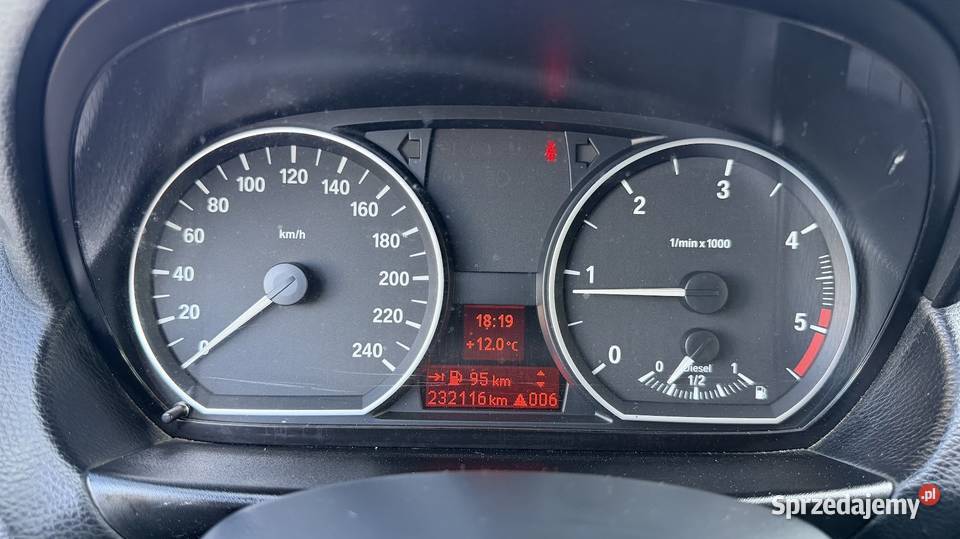 BMW 1 E87 20 diesel 143 2009 Xenon 3 drzwi Konin