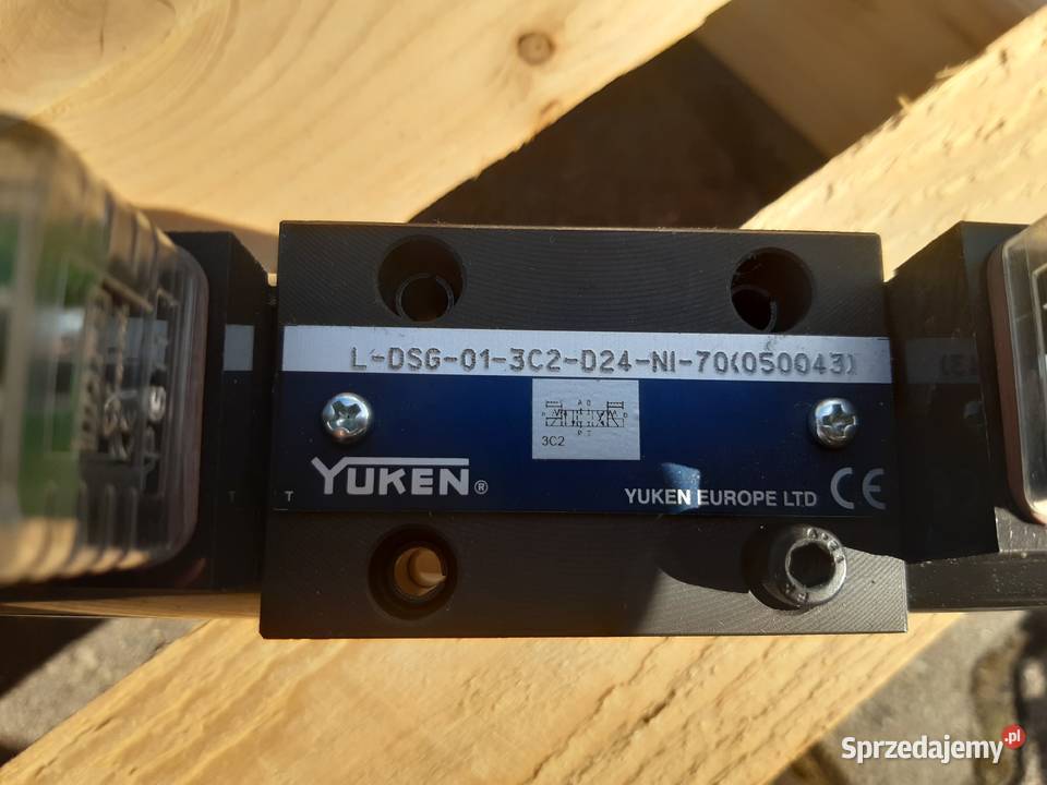 Rozdzielacz Yuken DSG013C2A12070 0459994 Perzów