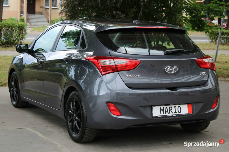 Hyundai i30 PREMIUMLedyOrglakierSerwisSuper przyciemniane szyby Motoryzacja Gliwice