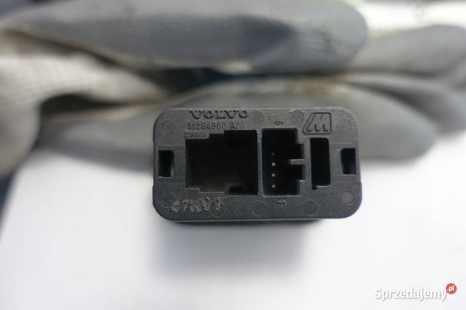 Jaguar XJ X351 PRZYCISK OTWIERANIA KLAPY osobowe