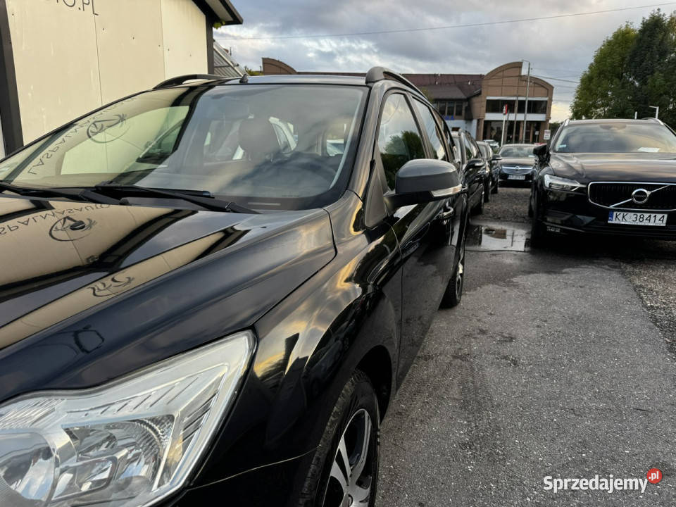 Ford Focus RatyZamiana Gwarancja benzyna zadbany Gdów