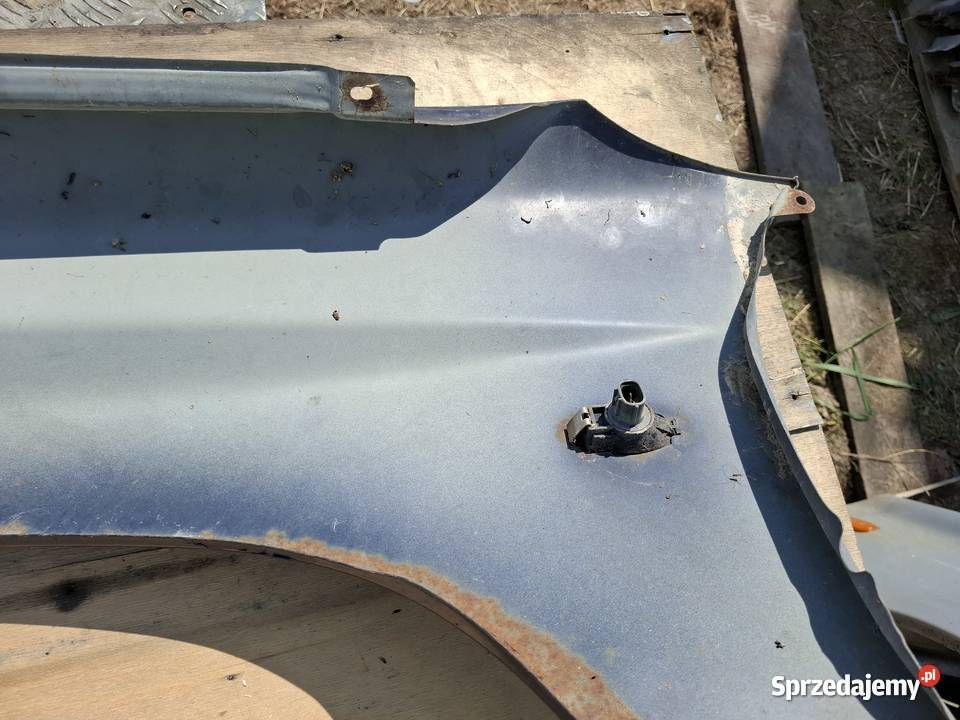 Błotnik Prawy Przód Subaru Forester 2 Wisznice