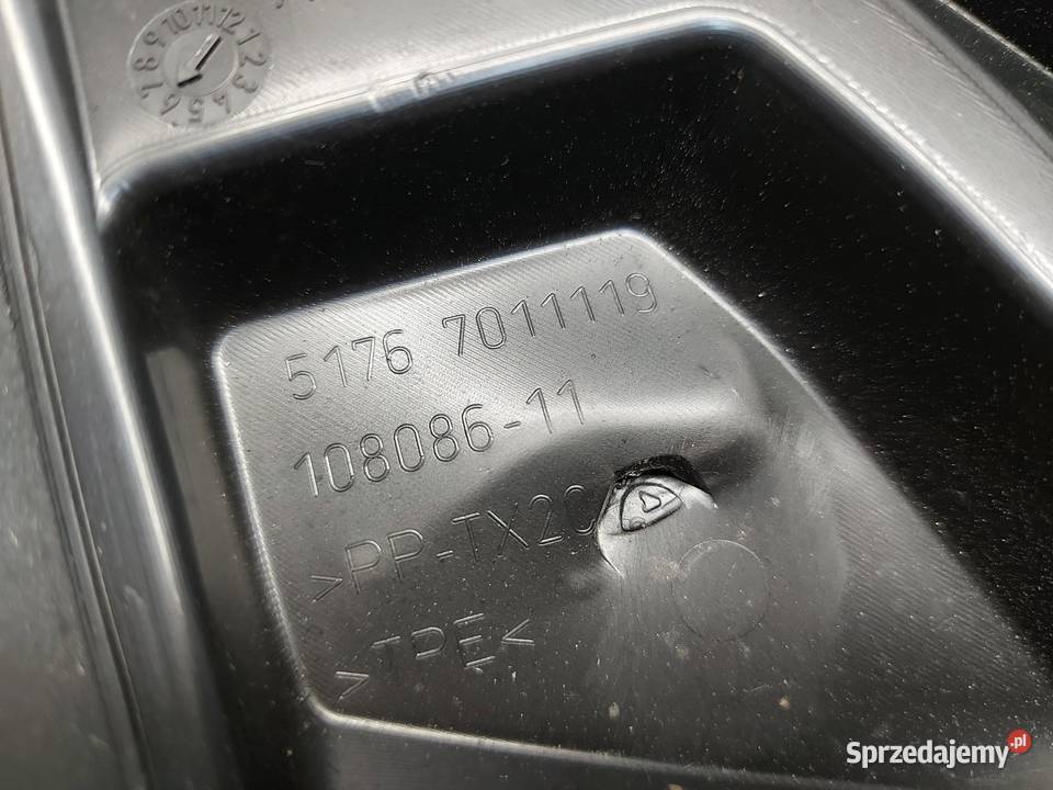BMW iX1 X1 U11 Osłona kielicha zawiasu przód sprzedam