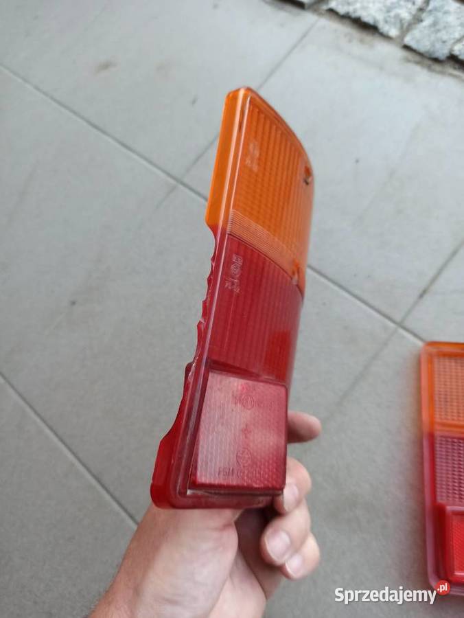 Klosz tylnej lampy Fiat 126p maluch podlaskie