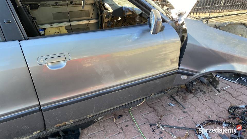 Części Audi 80 26 v6 tanio sprzedam wszystko do Andrychów