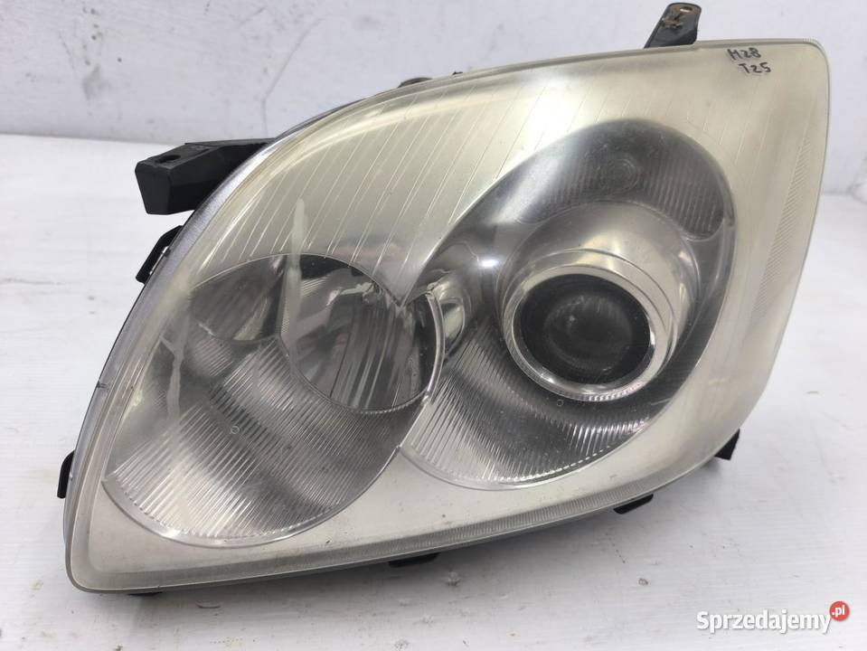 LAMPA LEWY PRZÓD TOYOTA AVENSIS II T25 18