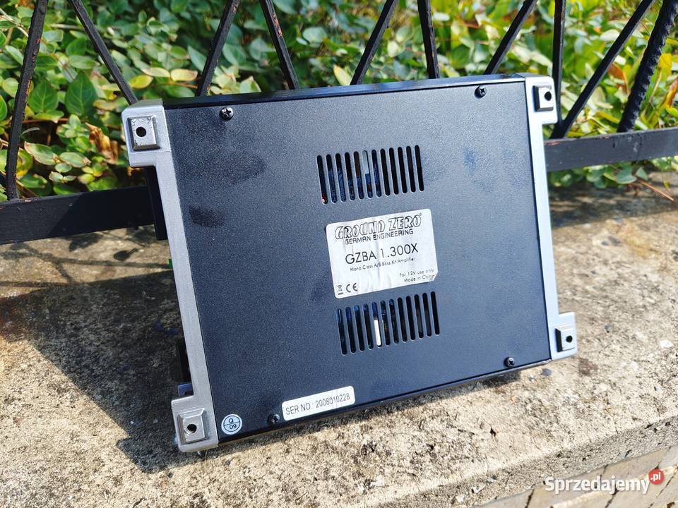 Wzmacniacz samochodowy 1 kanałowy monoblok Elektronika Niegowonice