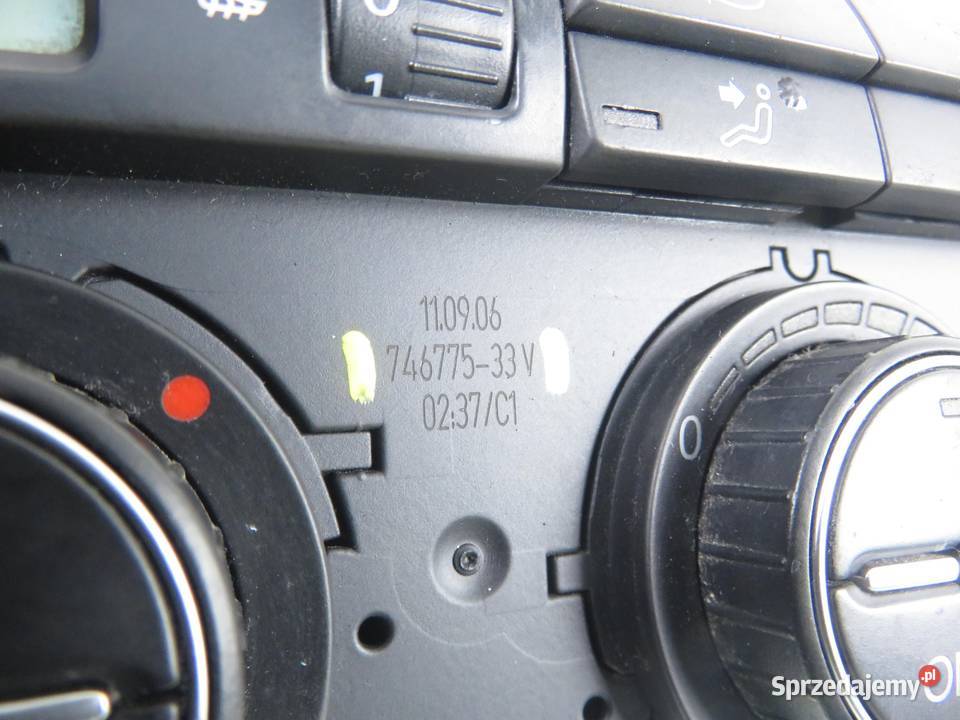 KLIMATRONIK VW PASSAT B6 Variant 3C5 74677533V Panele sterowania, przełączniki