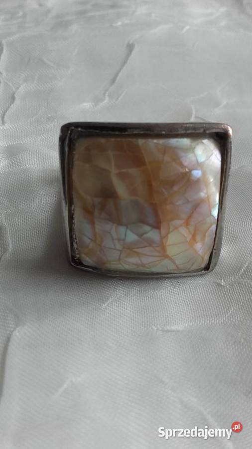 MIEDZIANY POWLEKANY SREBREM OKAZAŁY PIERŚCIEŃ Piła