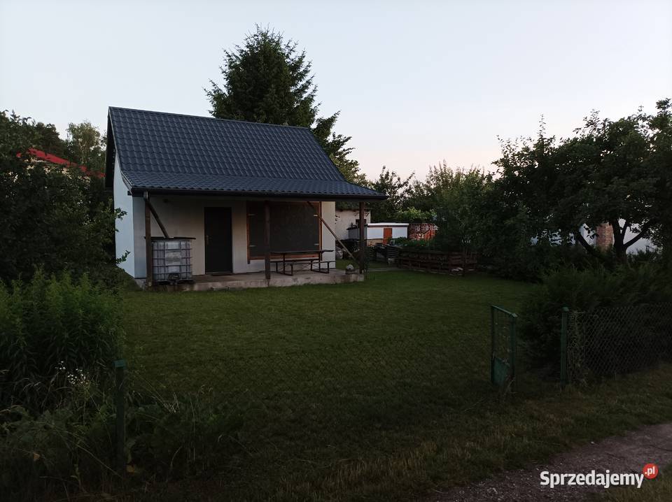 Domek letniskowy na działce ROD ŻYCHLIN Konin