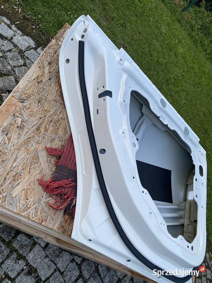 Drzwi lewe tył CLA 118 Mercedes 2000cm3 Kudowa-Zdrój