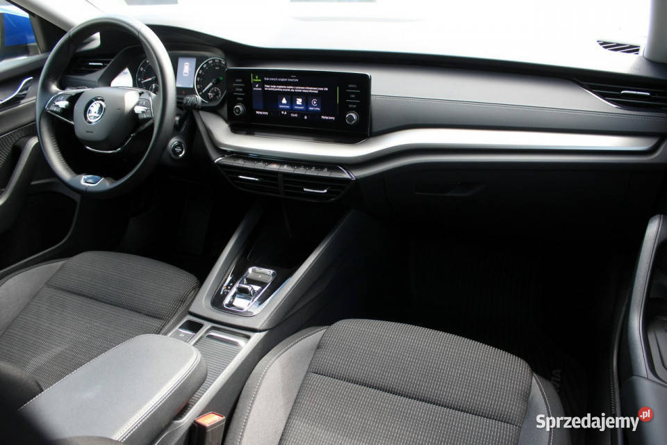 koda Octavia Automat 150 Salon FV23 Ambition światła przeciwmgielne Sokołów