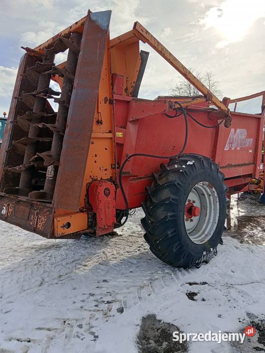 Rozrzutnik obornika Miro Heywang 8t lubelskie Grabów Szlachecki