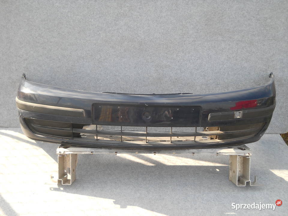 RENAULT LAGUNA II ZDERZAK PRZEDNI Siechnice sprzedam