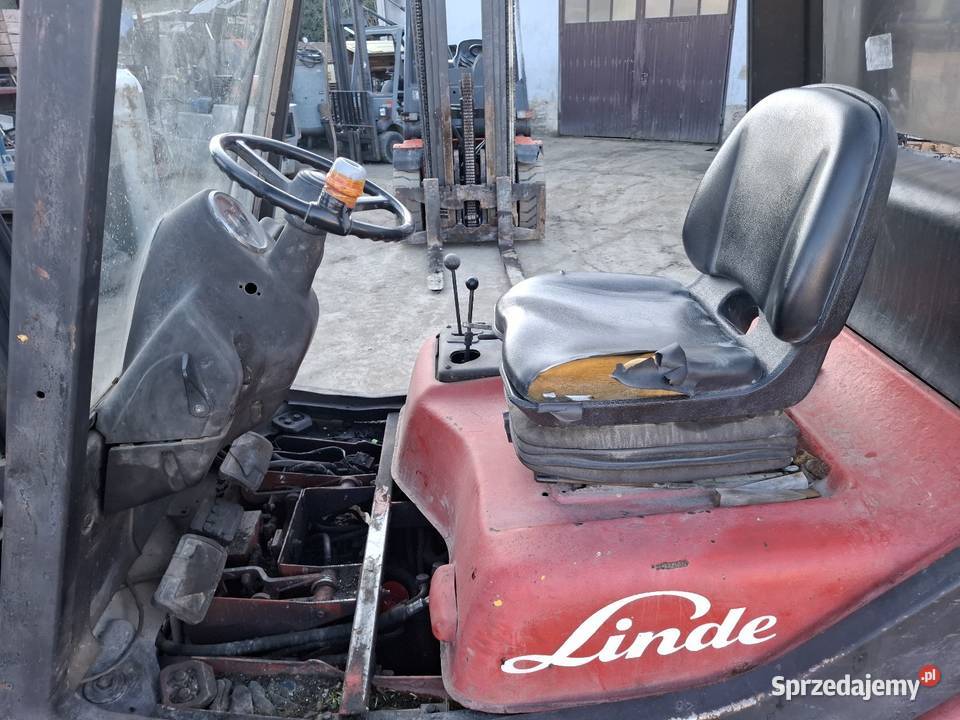 Wózek widłowy Linde H25D przesów boczny wideł