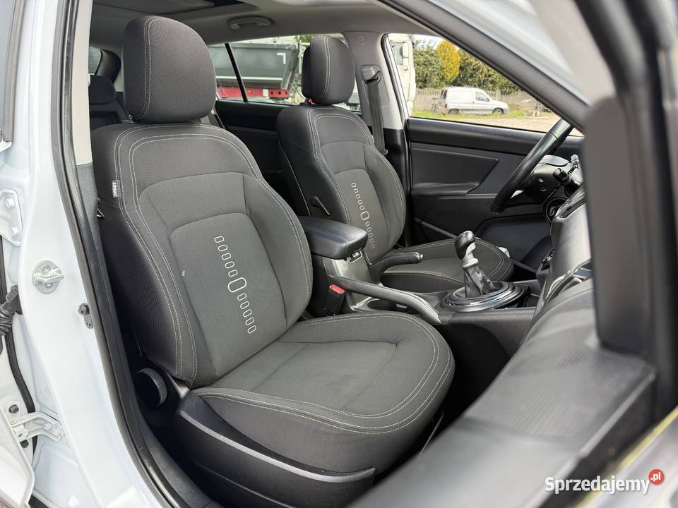 Kia Sportage 16BENZYNA Klimatronik Nawigacja Samochody osobowe Konin