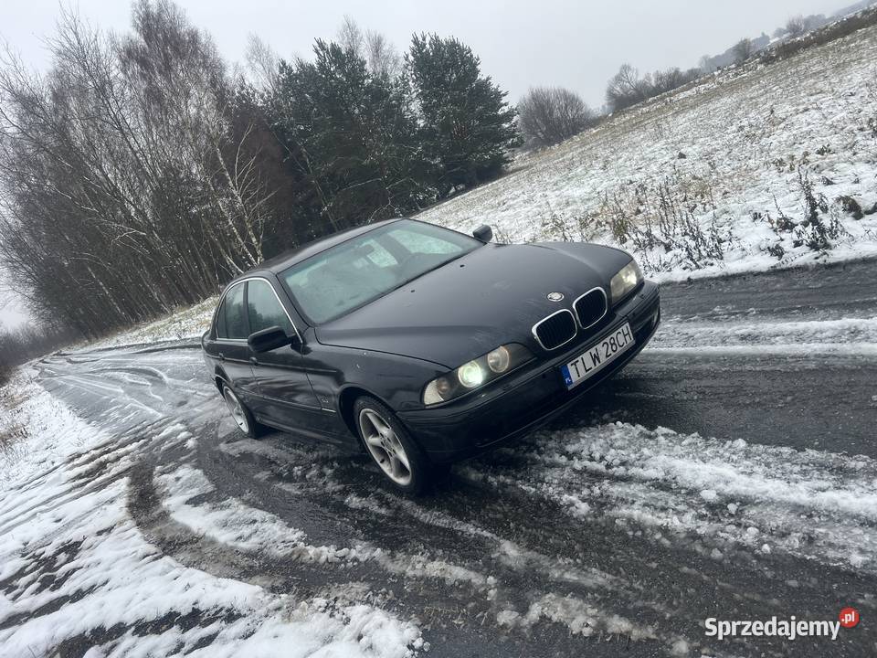 Bmw e39 25 LPG Rok produkcji 2001 Widzów