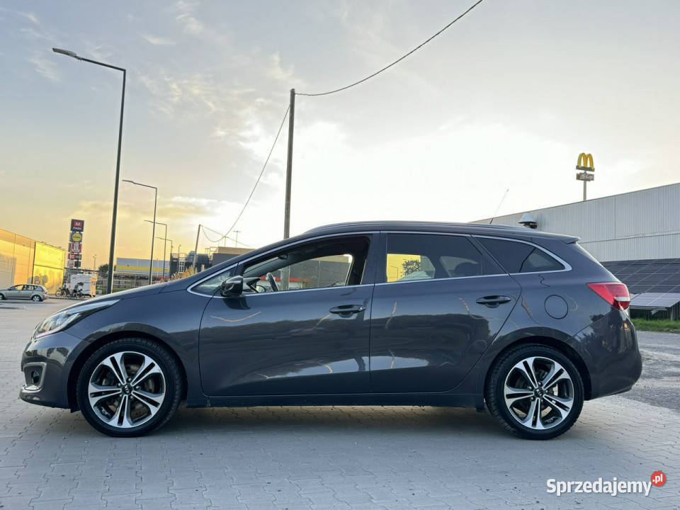 Kia Ceed 16 136 LED Nawigacja Kamera Tempomat II ASR (kontrola trakcji) Mrągowo sprzedam