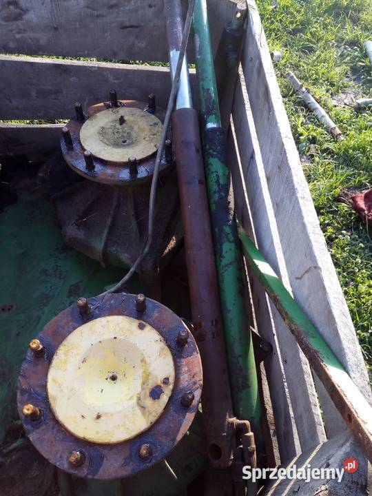 Siłownik podnoszenia hederu John Deere łódzkie sprzedam
